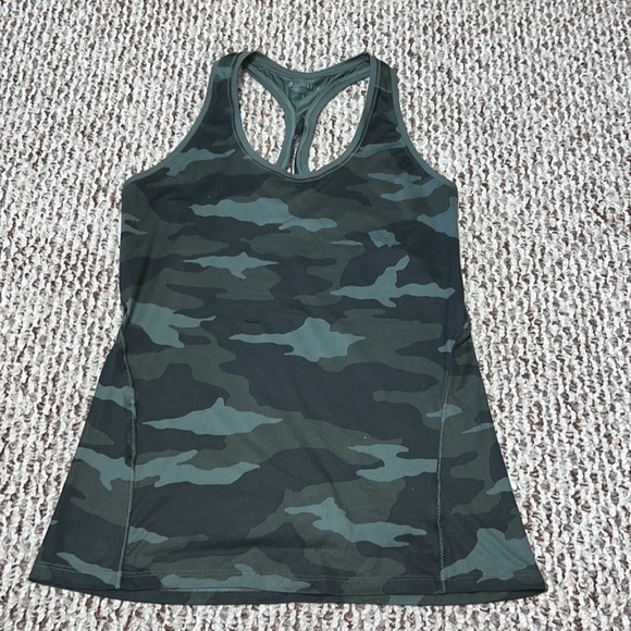 Athleta‎ - Picture 8 of 9